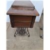 Image 9 : *Vintage Singer Sewing Machine Cabinet w/ Sewing Machine, 34" x 16" x 30", Cannot Ship, As Is