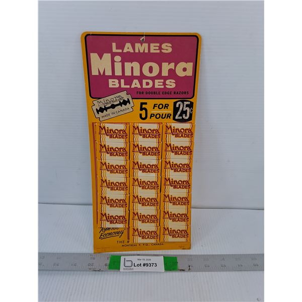 Set of Vintage Minora Safety Razor Blades with Display