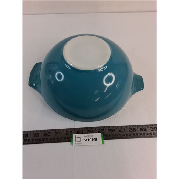 Vintage Pyrex 4-Quart Cinderella Mixing Bowl