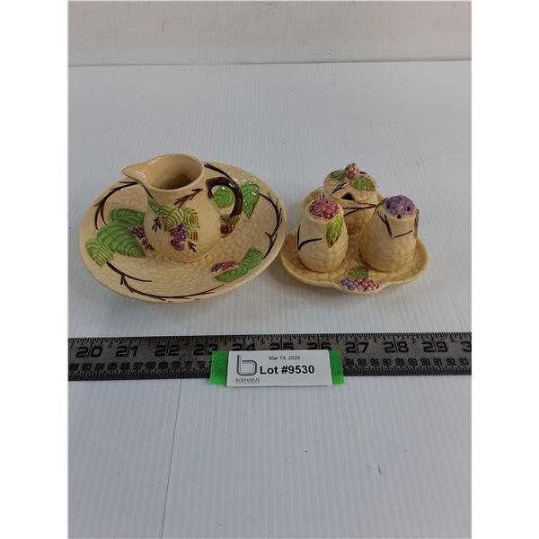 Vintage 7-Piece English Wade "Bramble" Serving Set - 1 Chip