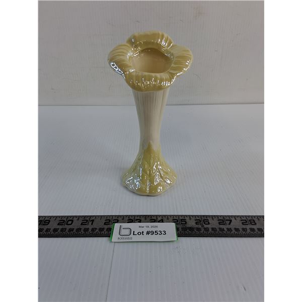 Vintage Belleek "Yellow Jack in the Pulpit" Irish Vase