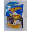 Image 4 : (3) NIB Hot Wheels Featuring The Beatles "Yellow Submarine"