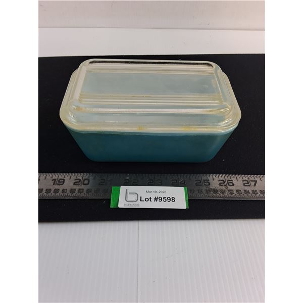 Vintage Pyrex Blue Refrigerator Dish