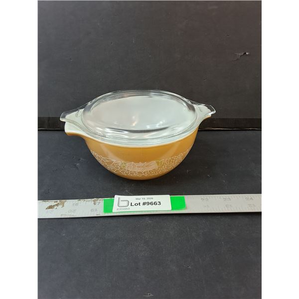 Pyrex Woodland Casserole Dish with Lid 7.5" Diameter