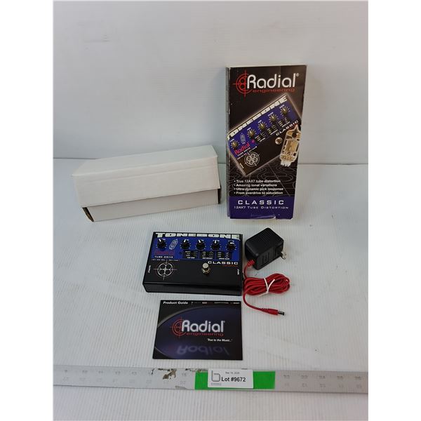 Radial Engineering 12AX7 Tube Distortion- Powers On