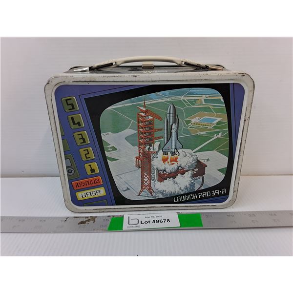 Vintage Metal Thermos Lunchkit 8.5" x 4" x 6.75"