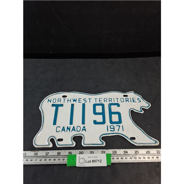 Vintage 1971 NorthWest Territories Trailer License Plate