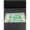 Image 2 : 1968 Saskatchewan Four Digit Private Trailer License Plate