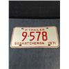 Image 2 : 1971 Saskatchewan Four Digit Private Trailer License Plate