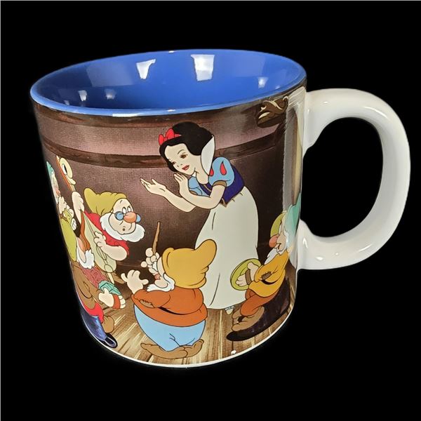 A Snow White and the Seven Dwarfs Mug.