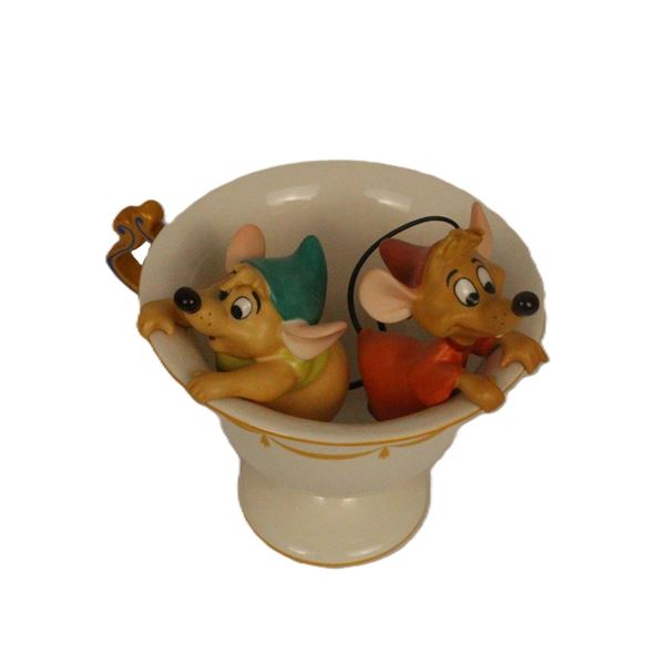 A Cinderella Gus and Jaq in Teacup Figurine.