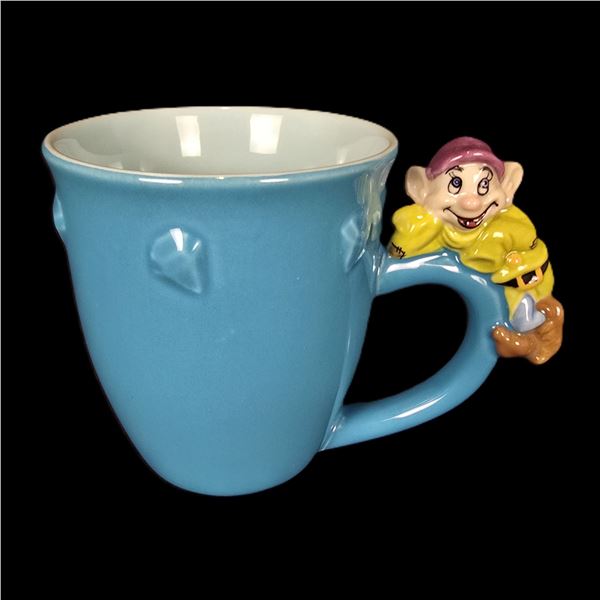 A Dopey Mug.