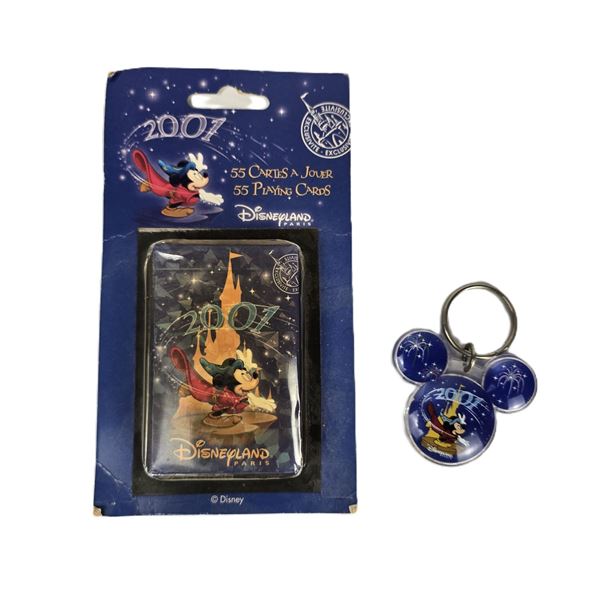 A Disneyland Paris Souvenir Set.