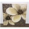 Image 1 : WHITE FLOWERS WALL ART