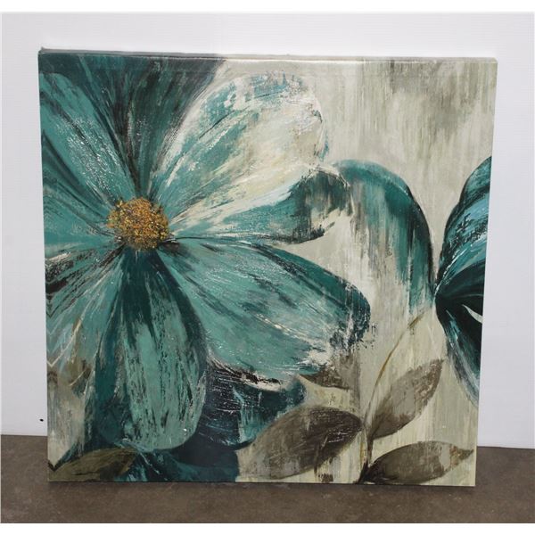 BLUE FLOWER WALL ART