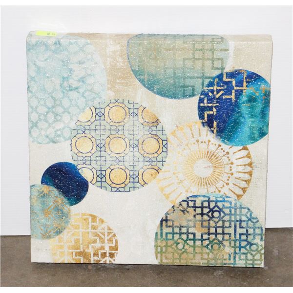 ABSTRACT CIRCLES WALL DECOR