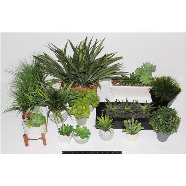 BIG BUNDLE OF ARTIFICIAL PLANTS