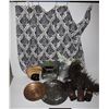 Image 1 : HOME DECOR INCLUDING MIRRORS, SHOWER CURTAIN