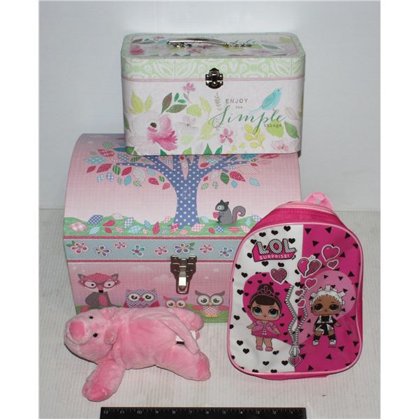 DECORATIVE STORAGE BOX WITH PLUSH
