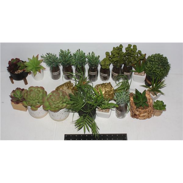 BUNDLE OF ARTIFICIAL PLANTS & MORE