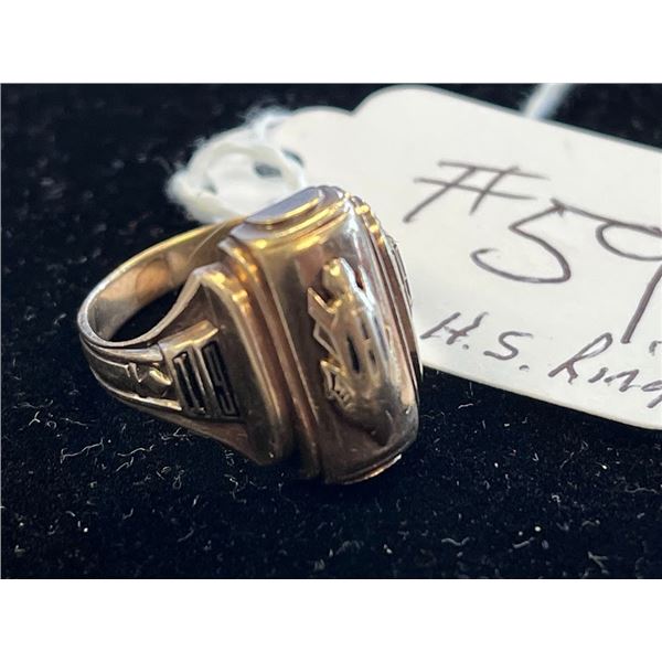 GOLD ANTIQUE CLASS RING