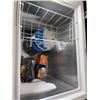 Image 3 : SMALL CHEST TYPE FREEZER