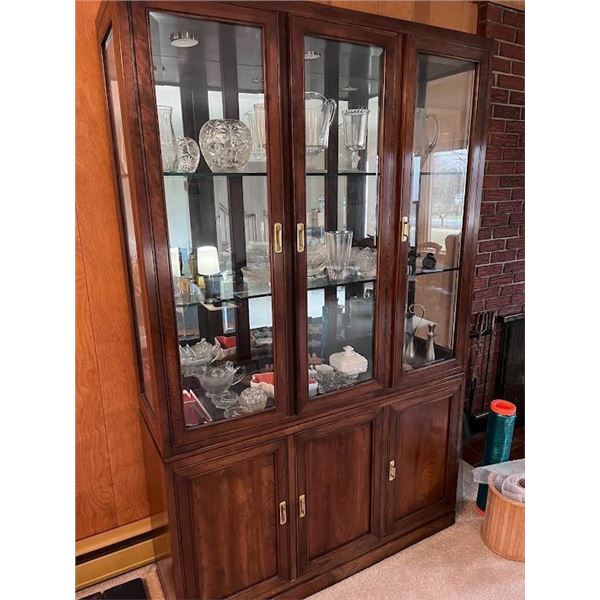 ETHAN ALLEN CHERRY CHINA CABINET WITH BEVELED GLASS