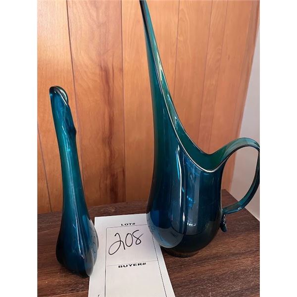 SET OF 2 VINTAGE VIKING GLASS ITEMS