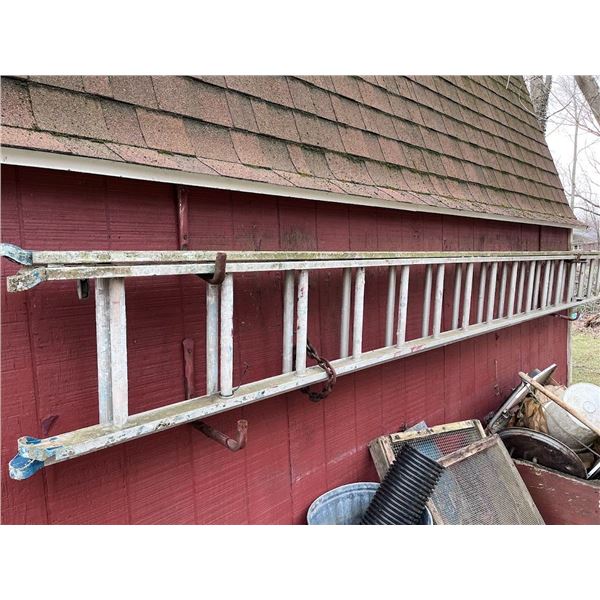 Large Contractor's Alum Extension Ladder
