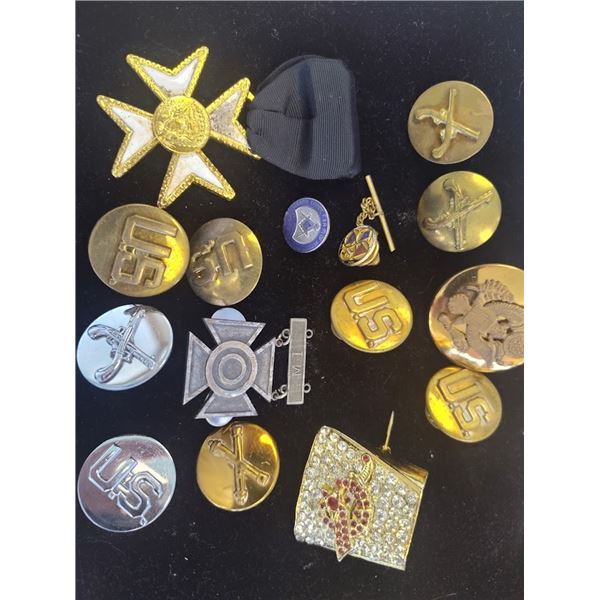 S/15 Assorted Military & Masonic Items