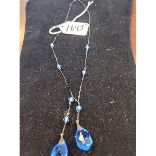 VINTAGE  CRYSTAL NECKLACE