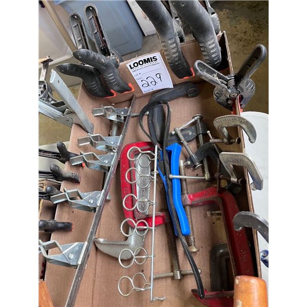 FLAT OF ASSORTED CLAMPS
