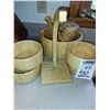 Image 1 : 9 PIECES OF WOODEN KITCHENWARE