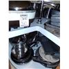 Image 1 : HUGE BAKING AND COOKWARE BUNDLE (APPROX. 41 PIECES TOTAL)