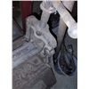 Image 2 : PIPE VISE ON STAND