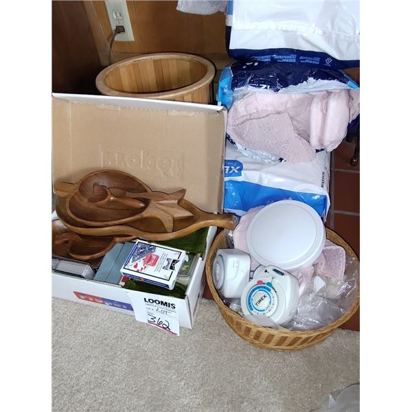 BUNDLE OF GAMING ITEMS, VINTAGE TEAK WOOD BOWLS