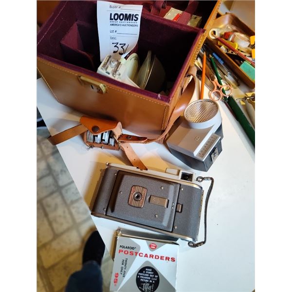 VINATGE POLAROID LAND CAMERA