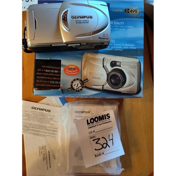 OLYMPUS D940 CAMERA / VERY GOOD CONDITION