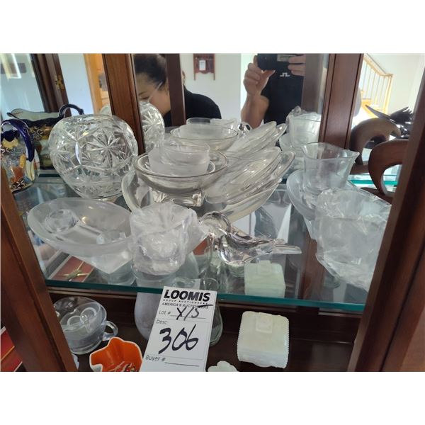 BUNDLE LOT OR VINTAGE GLASSWARE (APPROX 15 PCS)