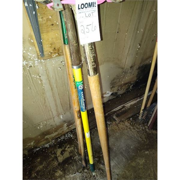 LONG HANDLE TOOLS AND PITCH FORK