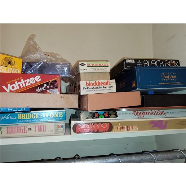 LOT OF APPROX 36 HARDCOVER READERS