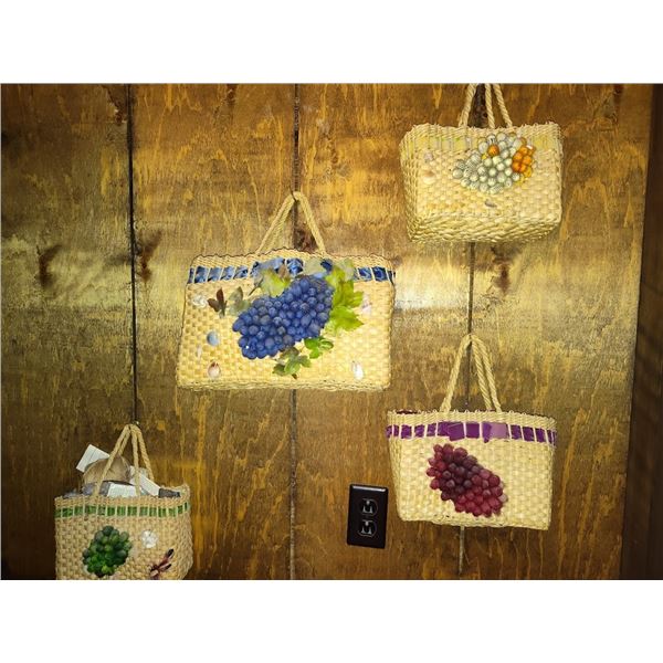 S/4  VINTAGE RATTAN BASKET W ATTACHED FRUIT