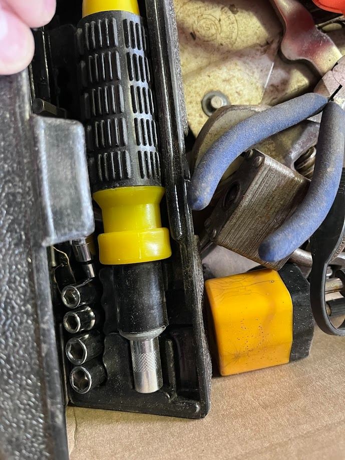 Flat Bundle Lot of Asst Tools (all good condition )