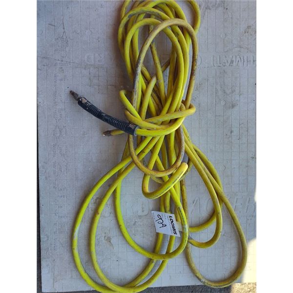 300 PSI RUBBER AIR HOSE IN GOOD CONDITION