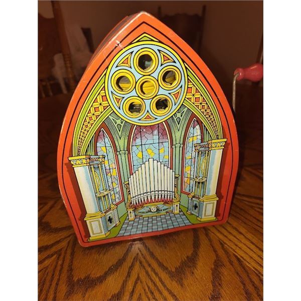 1930S J CHEIN AND CO TIN LITHOGRAPH WIND UP MUSICAL TOY (WORKS)