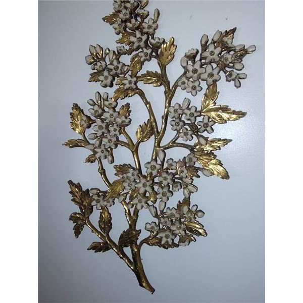 31" GOLD WALL ART