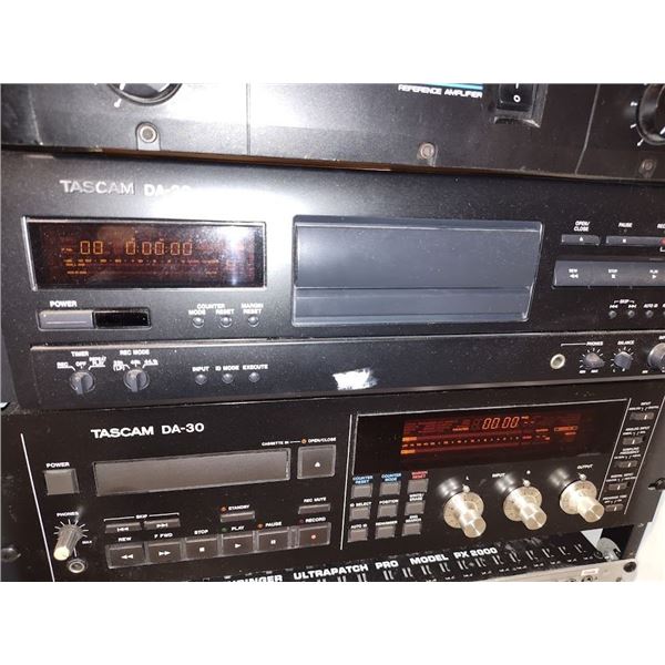 RACK SYSTEM TASCAM DA-30 TASCAM DA-20, ALESIS RA-100 BEHRINGER ULTRA PATCH POWERS UP GOOD CONDITION
