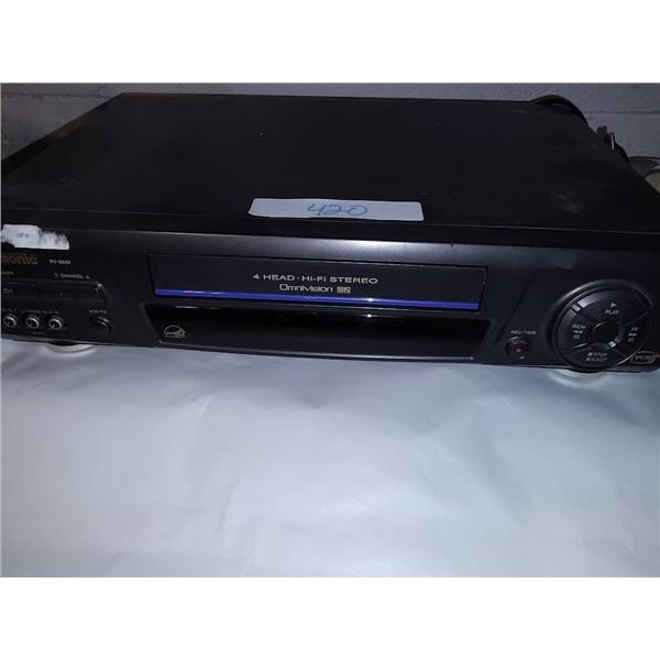 PANASONIC PV 8661 4 HEAD VCR PLAYER