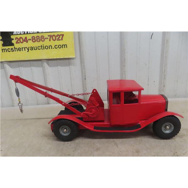 Tri-Ang Lines Brothers English Bedford Lorry Wrecker, Pressed Steel, 1930s Or 1940s–1950s, 17" Plus