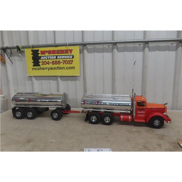 Fred Thompson Smith-Miller Mack Southern Pacific Tanker Truck And Trailer, Limited Edition #51 Of 1